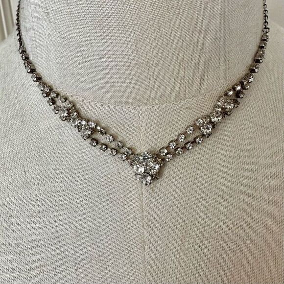 Rhinestone necklace - Picture 1 of 10